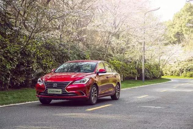 奇瑞纯电SUV售8万起，逸动&逸动DT上市