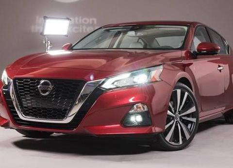 日产19款新车天籁正式亮相，新车将搭建2.5L自吸发动机