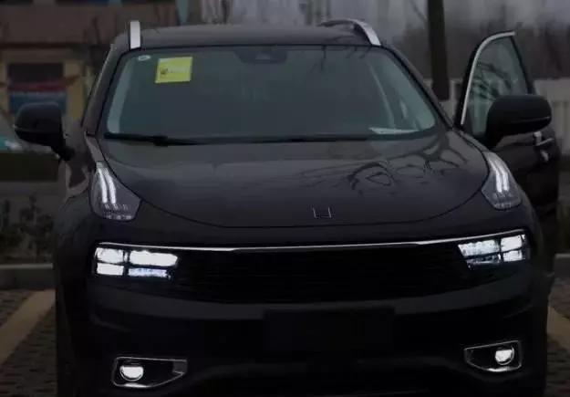 老同学刚买了本田CRV，后来知道我提了这车，肠子都悔青了！