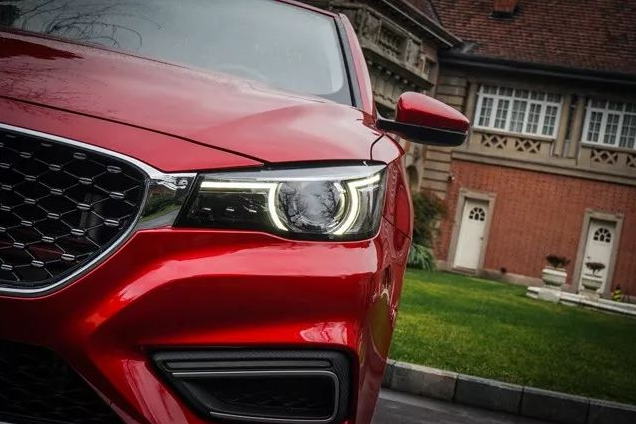 首保志|20年驾龄的老司机竟然被名爵6改变了驾驶习惯