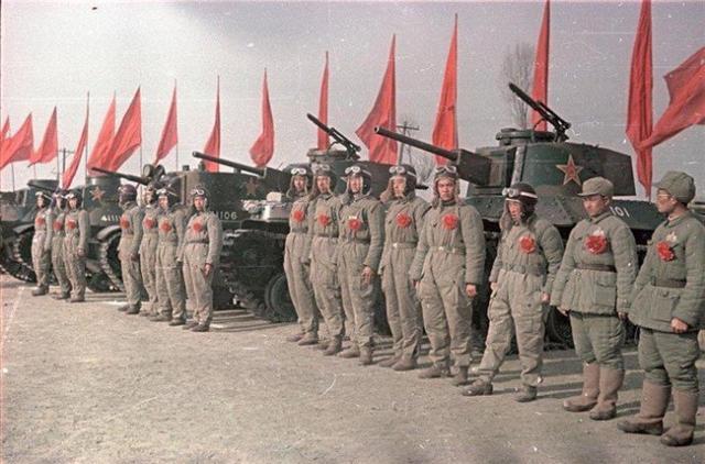 解密老照片:1949年苏联人拍摄的人民解放军阅兵式