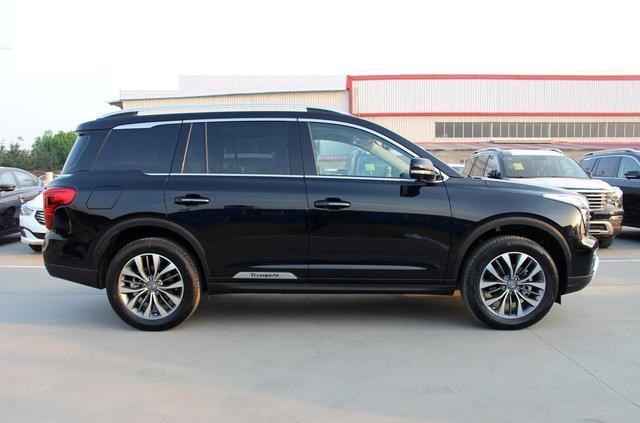 比汉兰达和锐界更有气场，国产中大型SUV顶梁柱，对手在哪里？