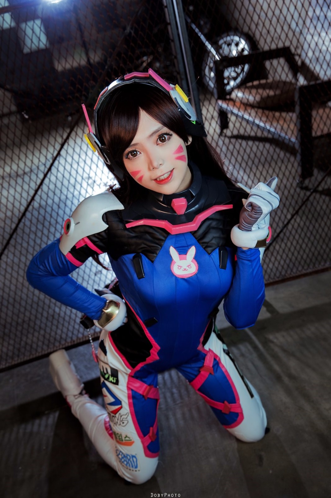 《守望先锋》DVA韩国妹子本色COS 可爱与大长腿我全都要