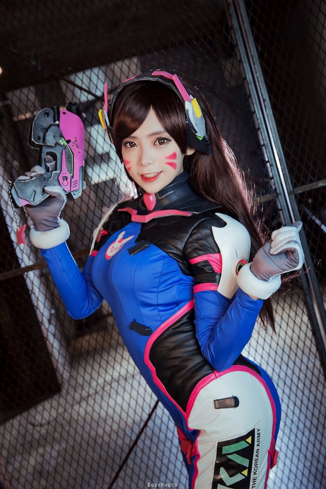 《守望先锋》DVA韩国妹子本色COS 可爱与大