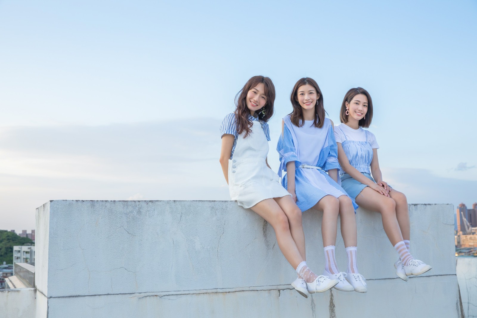 ALL-RANGE《樱花草》MV清新首播 唱出情窦