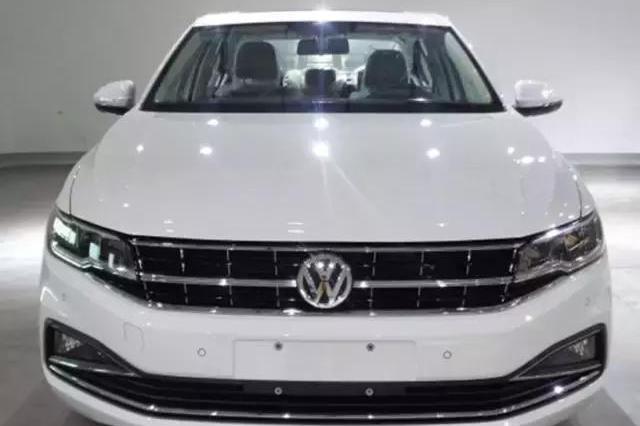 大众全新宝来实拍，9月上市挑战朗逸PIUS，乍一看都以为是迈腾！