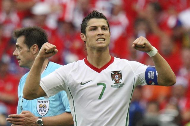 俄罗斯世界杯: 西班牙PK葡萄牙, C罗压力山大