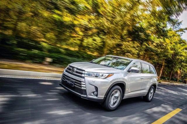 抓住情怀小尾巴，三台最接近平民的V6车型推荐，手慢无