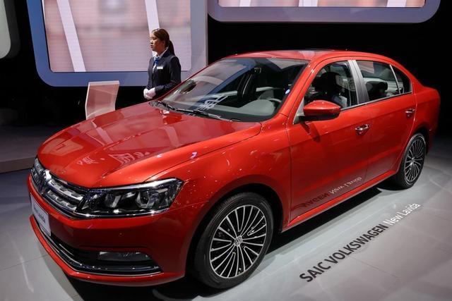 本想提车卡罗拉, 家人却说大众-朗逸更省油更保值, 而且外观时尚