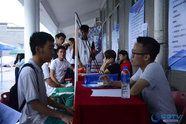 「轻工招聘会」抢人才!这样的待遇,我也想去