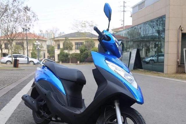 价格实惠,适合城市代步的踏板摩托车,这一款非