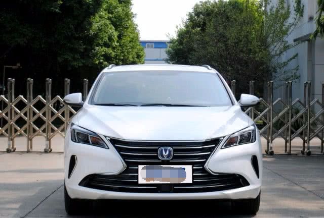 长安汽车含泪跌1万,口碑排名第一,没有小毛病