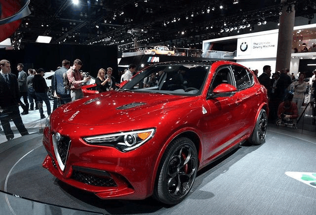 全球最快SUV, 3.9秒破百, 完虐法拉利和兰博, 为何还要退市?