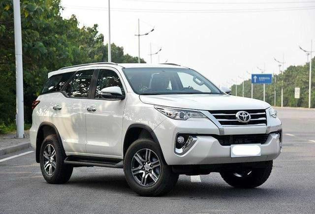 丰田家族硬派小号“普拉多”, 入藏耐造开不坏, 配全时四驱仅25万