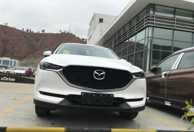 新马自达CX-5用车1千公里感受，车主：颜值高，缺点是后排太小