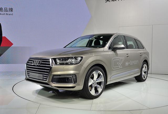 奥迪混动旗舰SUV不过百万, 扭矩达700牛米, 油耗不到3L