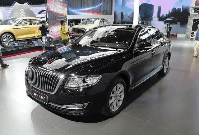 国产这次真争脸, 一天卖2000辆, 3米轴距, 仅售25万逼格完虐A6