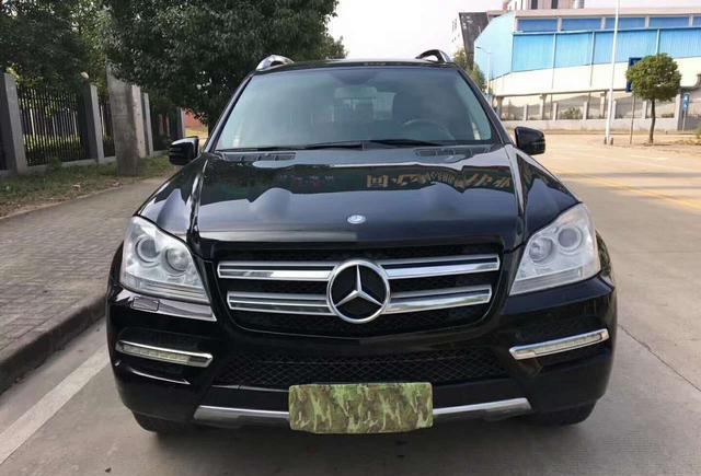 这款奔驰GL450售价20万, 原装脚踏板, 车主: 奔驰品牌诱惑力不小