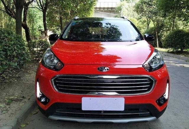 老婆叫我放弃途观L，提了这款娘炮车，村里人却投来羡慕的眼光！