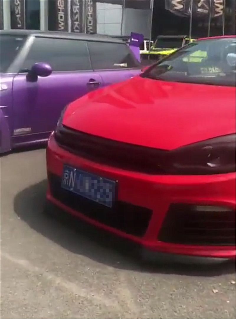 北京偶遇一排改装车，全部标配空气悬挂，其中还有宝马Mini！