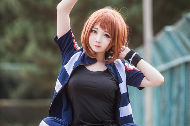 我的英雄学院 COS 丽日御茶子 萝莉 黑丝 欧派好还原