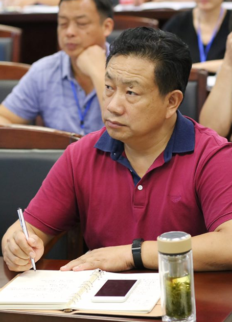 学员认真学习中(程振平/文 梅昌晶/图(特别声明:以上文章内容仅