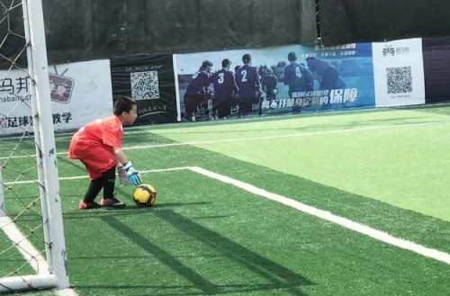 【一兆韦德热点】攀翼杯青少年足球系列赛