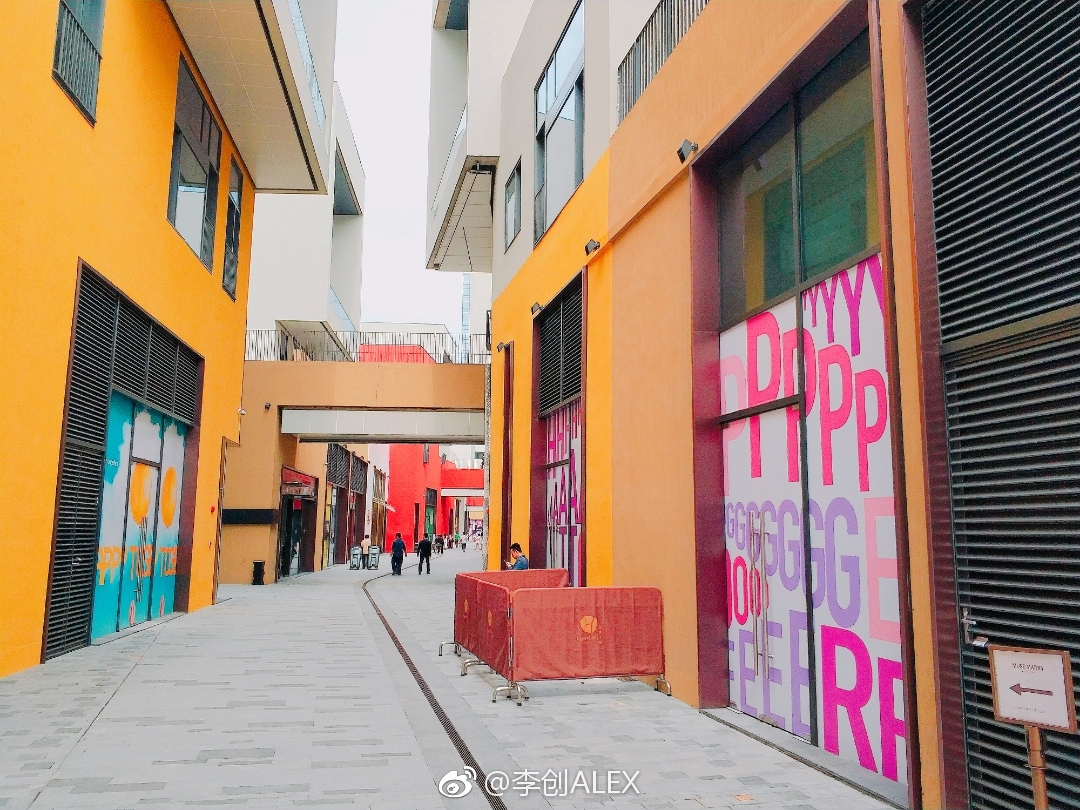 深业上城 \/ 深圳最美的构成空间，又一个网红打卡的地方