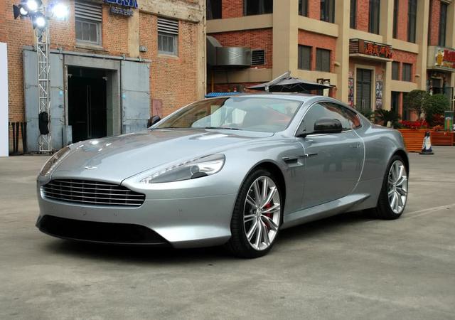 他身价上千亿,女儿结婚送388万阿斯顿马丁,自