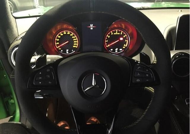 AMG GTR 客色青青柳色青