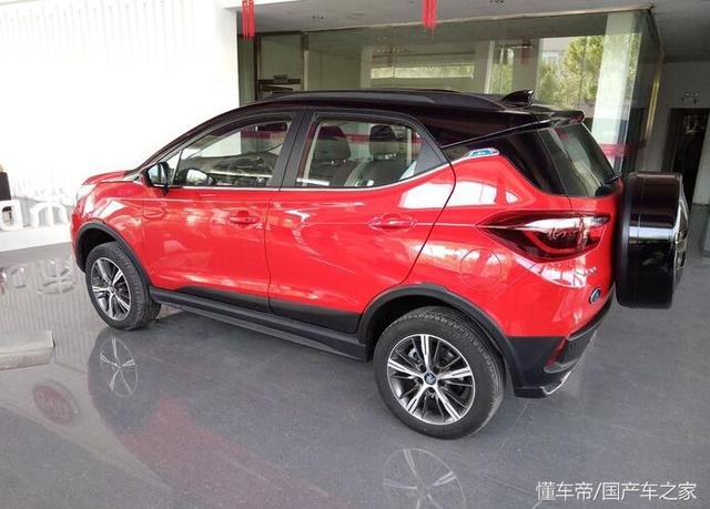 “唐MINI”元EV到店实拍,龙前脸加小书包,仅售10W又一小钢炮