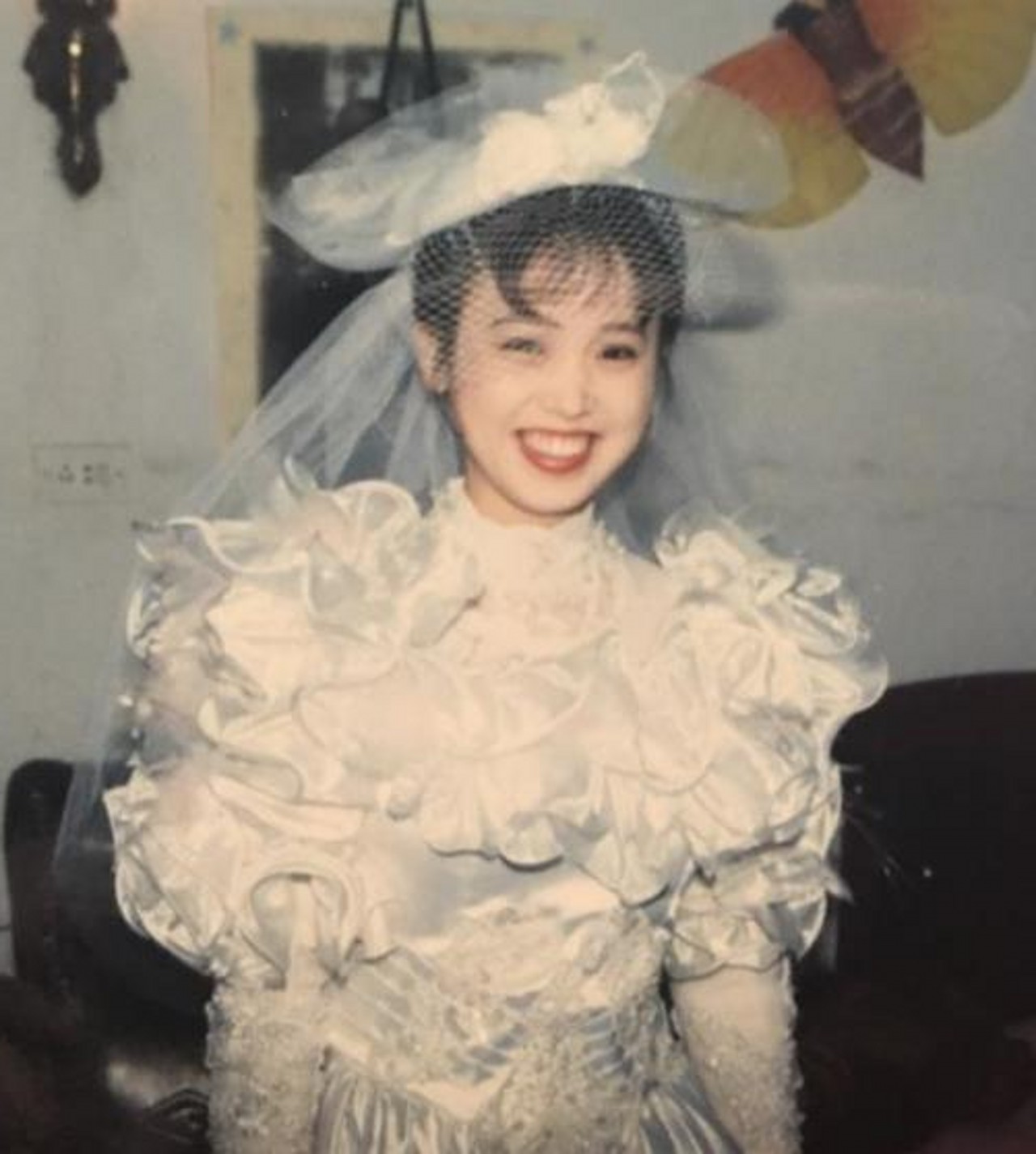 摄影师镜头下一组80年代的美女老照片:像素低才是天然