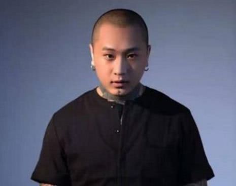 6月份快手人气5大网红排名,白小白倒数,散打哥