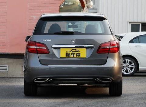 本来不打算买奔驰B级，但是听说降到17.54万了