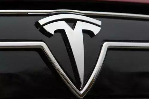 开特斯拉等于玩“死亡游戏”？ 自动驾驶“猛于虎”？