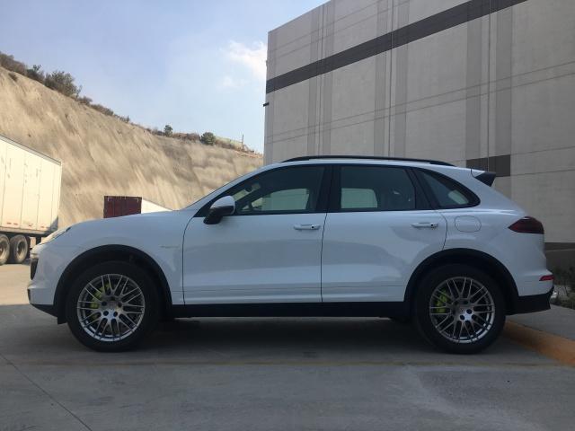 18款卡宴陆地上跑的最快的SUV