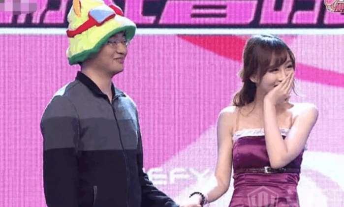 为什么都说PDD拿了UU妹的一血, 看看这张图你就懂了!