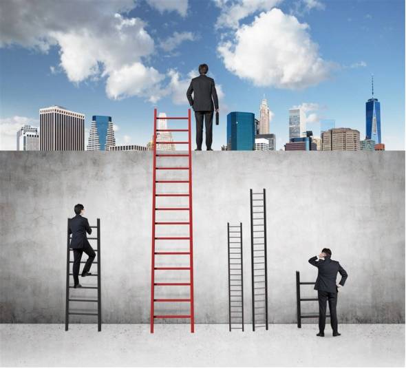 一个人要想成功,需要高人指点、贵人相助、个