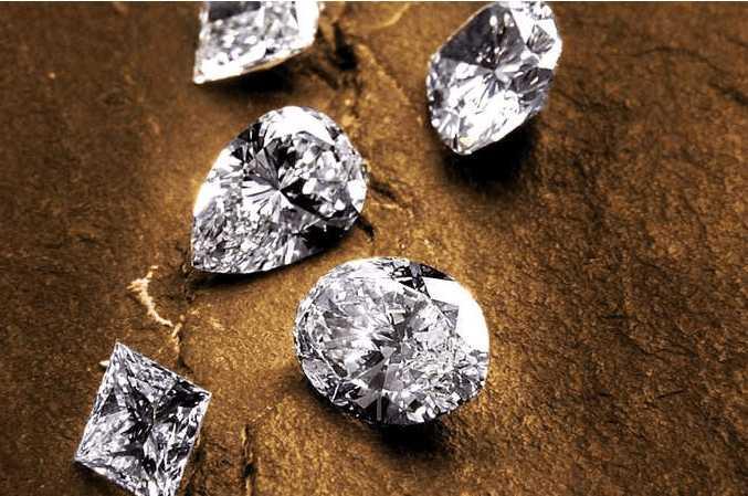 地下埋着一千万亿吨的钻石? 科学家: 守在火山