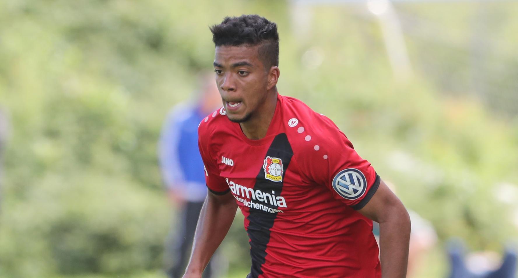 17年足球金童奖名单新鲜出炉, 曼城新人呼声最