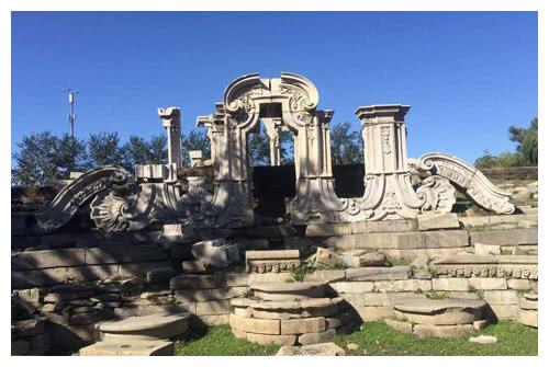 雨果:望法国将抢来的东西还给中国,今已过去1