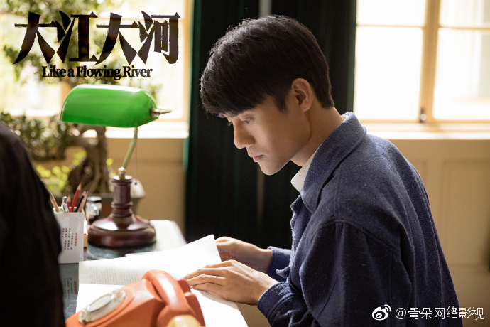 曝剧照!据阿耐小说《大江东去》改编,由侯鸿亮