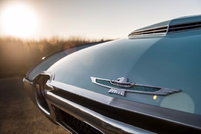 原子、航空时代的福特雷鸟，外观设计天马行空，优雅至极