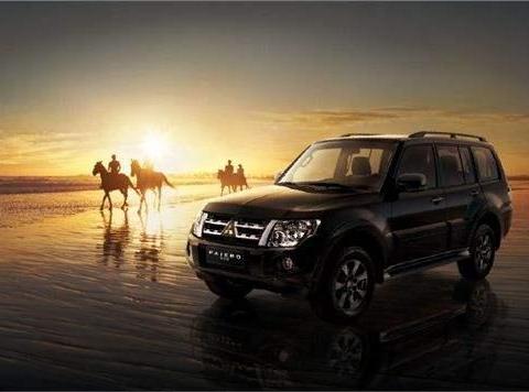 三菱超强越野车亮相，配二代超选四驱，性能令人叹服！