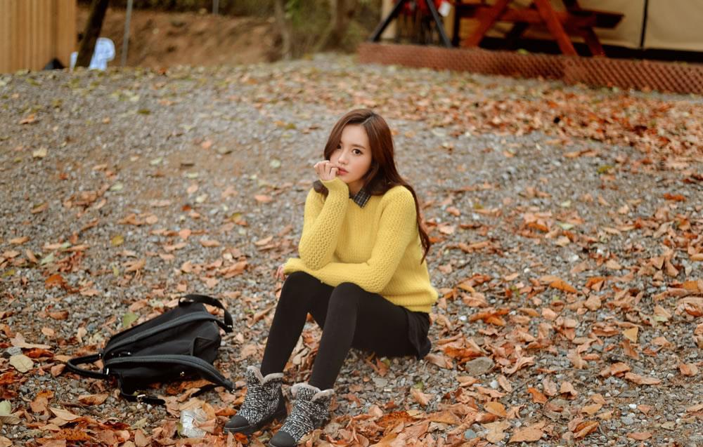 孙允珠黄色紧身毛衣黑色打底裤 般般入画楚楚