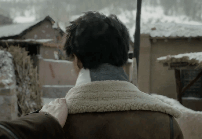王俊凯主演的《天坑鹰猎》豆瓣7.