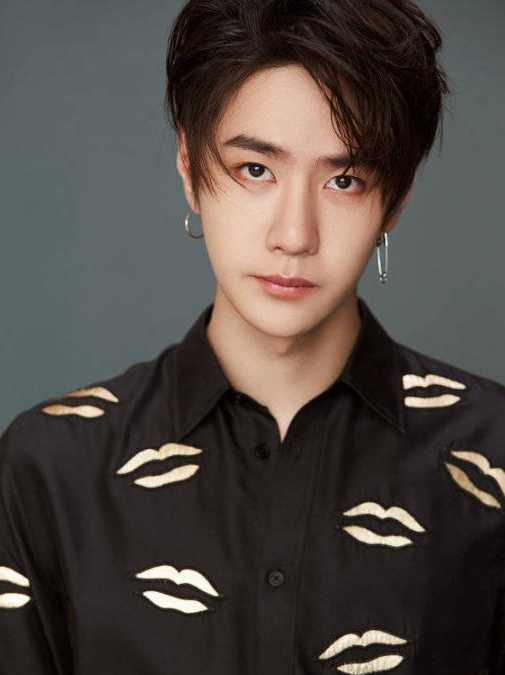 王一博几部新剧待播，一部和陈钰琪合作，一部和肖战，你想看哪部