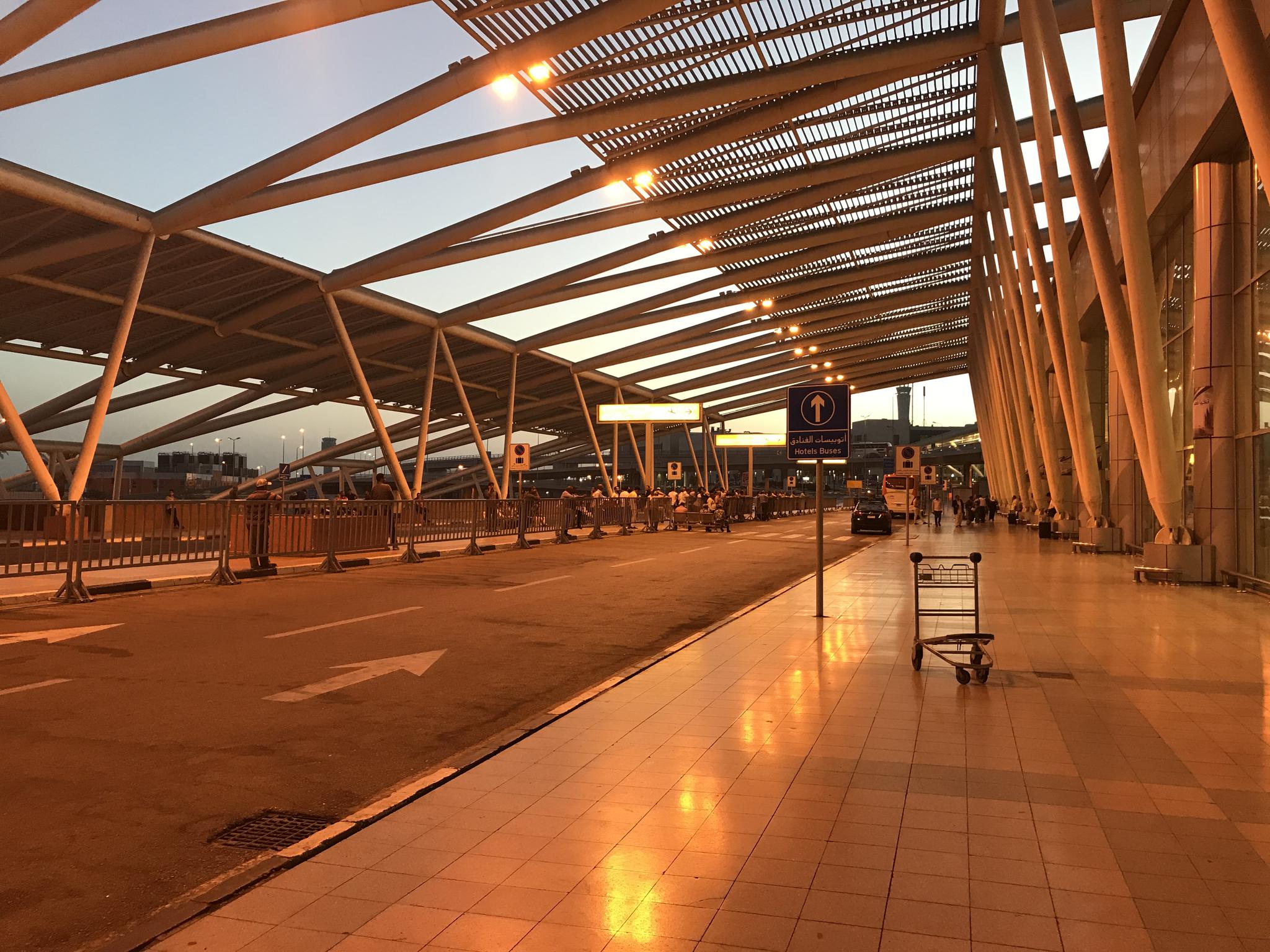 埃及游|开罗机场|流量卡|行李