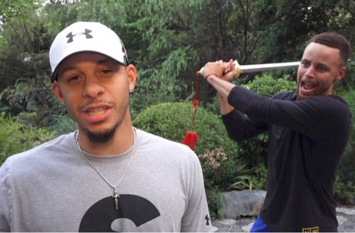 据美国媒体报道,快船主帅里弗斯的女儿已经怀