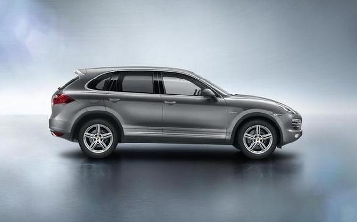 路虎车质量很差吗, 和卡宴比买哪一个呢